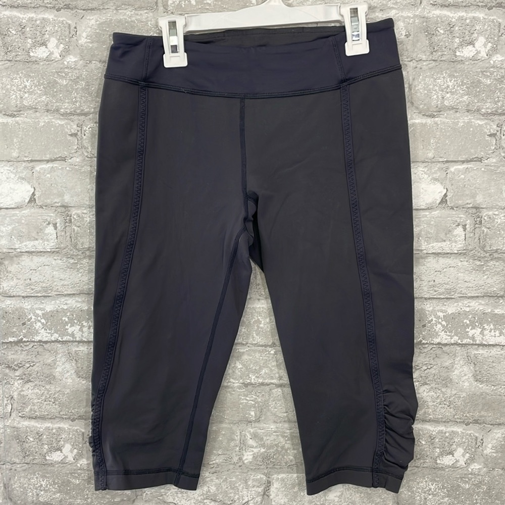 Lululemon Grey Cropped Ruched Leggings